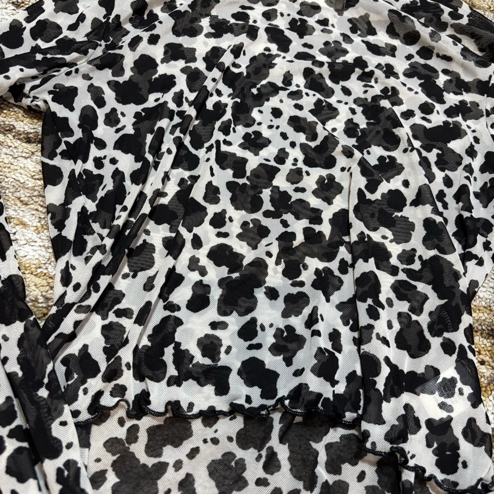 Altar’d state‎ mesh cowprint top medium - Picture 2 of 3